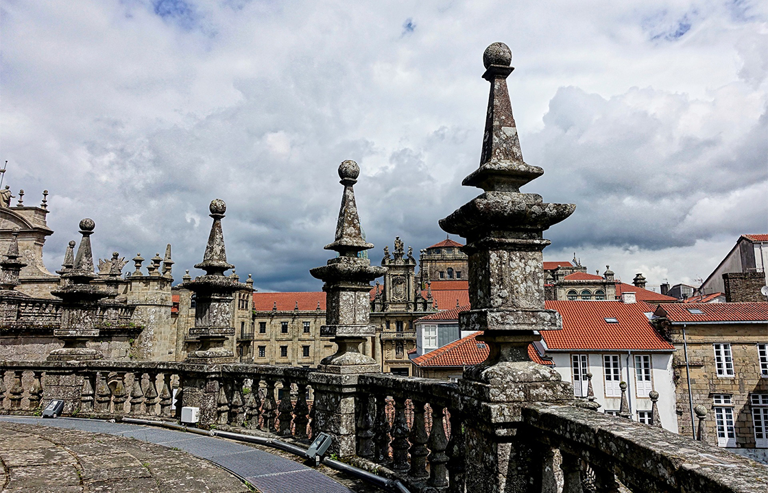 By private jet to Santiago de Compostela